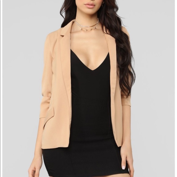 🆕 Fashion Nova: Nadine Blazer in Khaki - Picture 2 of 10